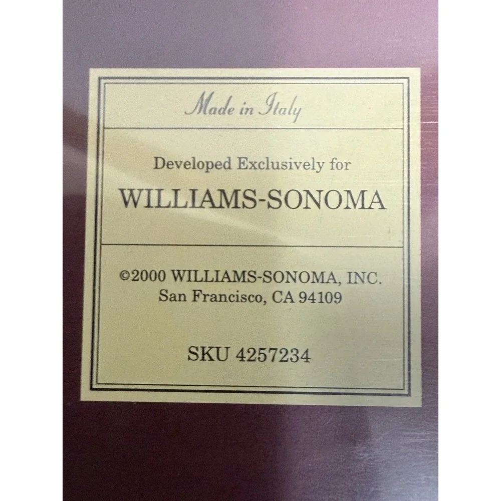 Williams -Sonoma Vigneto Champagne Opener -Only - In original box.